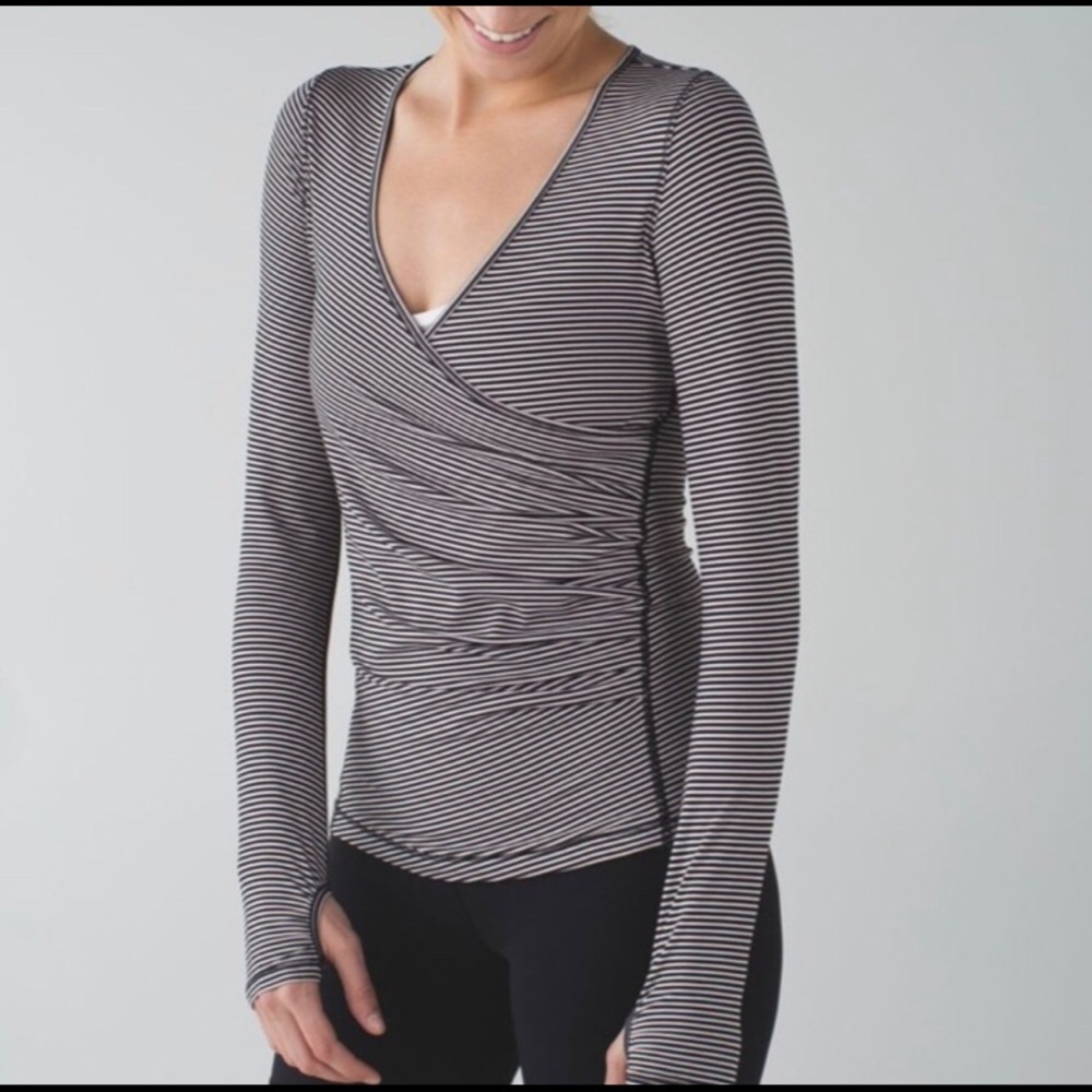 Lululemon cross over long sleeve top